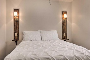 Charming Cottage about 4 Mi to Dtwn Greenville!